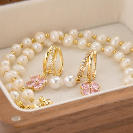 Луксозни обици с перли във форма на цвете